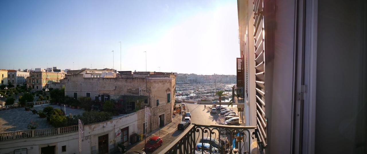 Bed and Breakfast Palazzo Marina Трані Екстер'єр фото