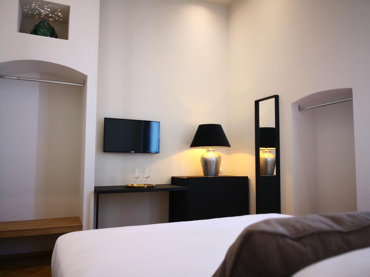 Bed and Breakfast Palazzo Marina Трані Екстер'єр фото