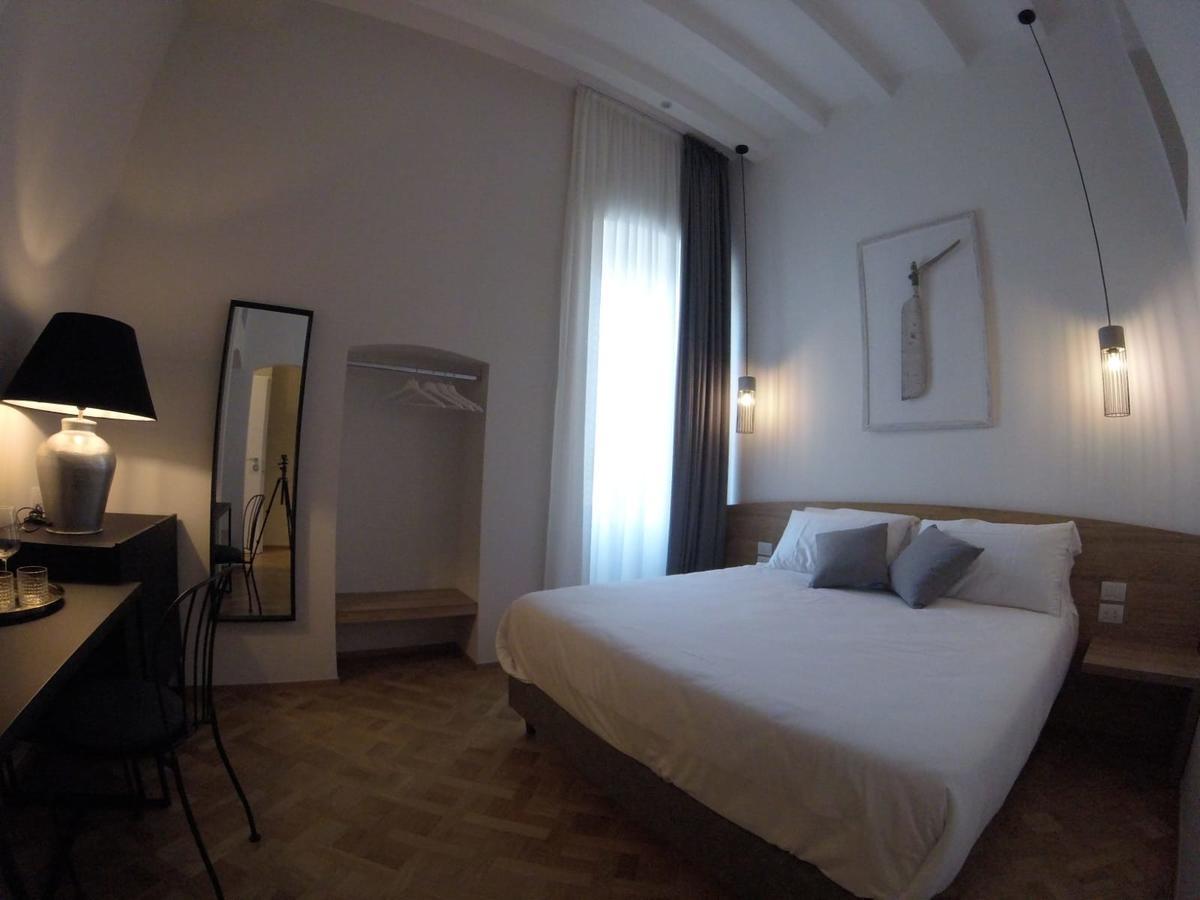 Bed and Breakfast Palazzo Marina Трані Екстер'єр фото